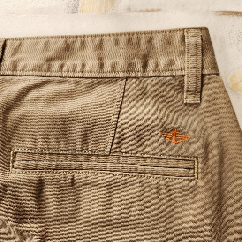 Dockers Alpha Slim Tapered Khakis Men's 38x32 - Picture 8 of 8
